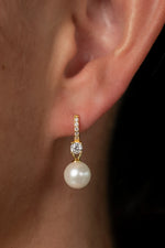 Isabella Pearl Hoop Earrings | Gold