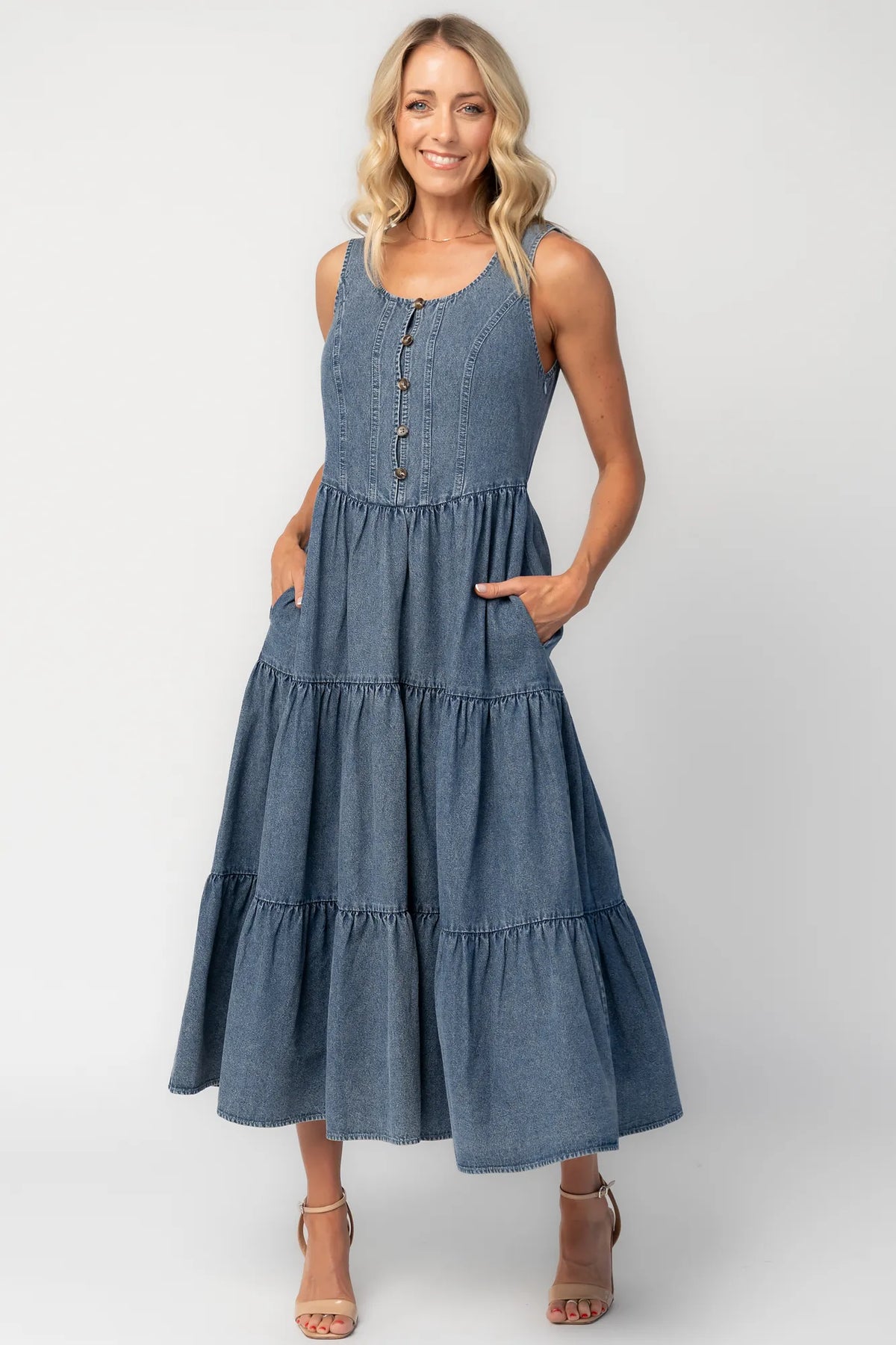 Park Avenue Denim Dress | Medium Wash